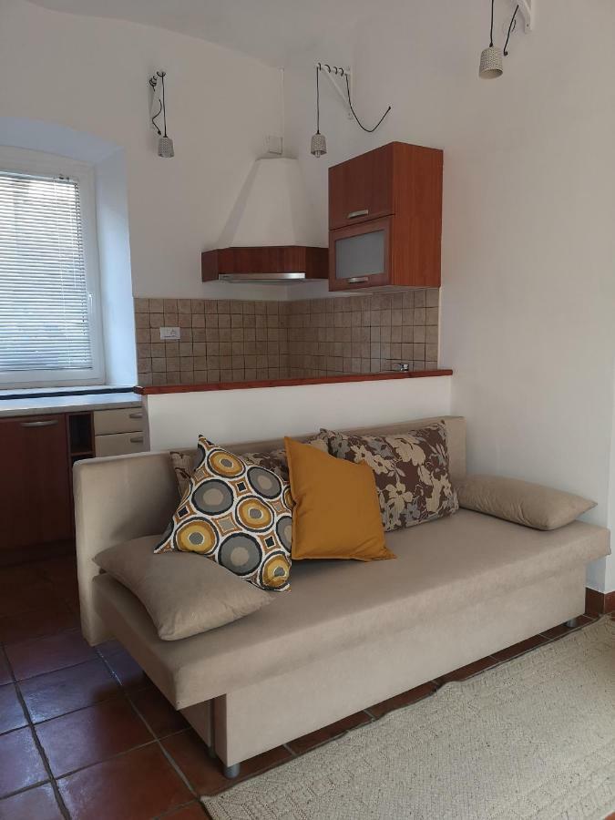 Apartma Humar โทลมิน ภายนอก รูปภาพ